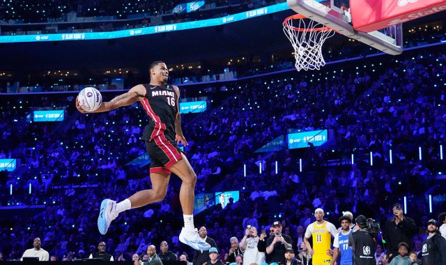 扣篮大赛-热火龙套躺赢夺冠 名宿之子险些受伤