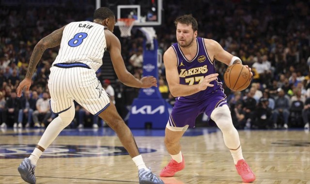 联盟撤销东契奇第16次技犯 可出战对阵活塞比赛