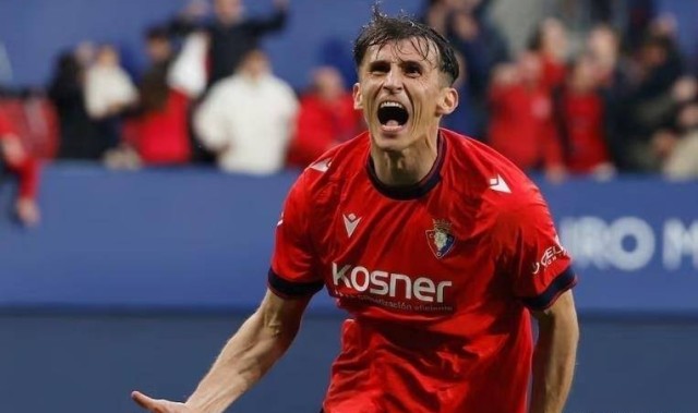 从无人问津到队史射手王！34岁依旧是西甲大杀器，职业生涯够励志