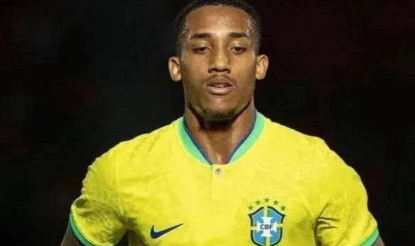 独造17球！五星巴西新大罗挺身而出，助力球队冲击美加墨世界杯冠军